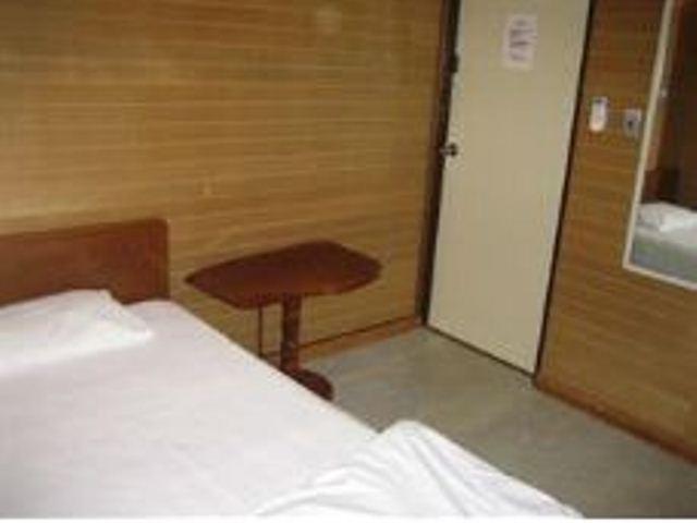 Yoshida Hotel Okinawa Quarto foto